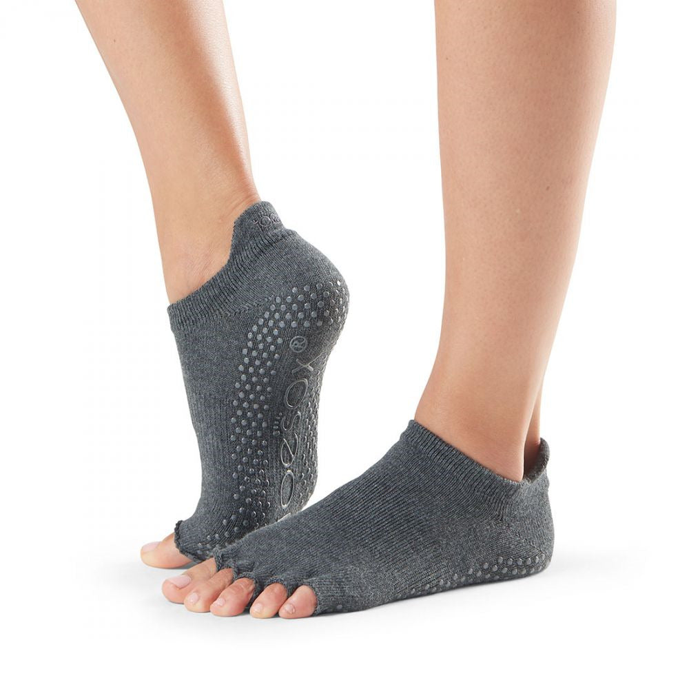 TOE SOX Half Toe Low Rise Grip Socks